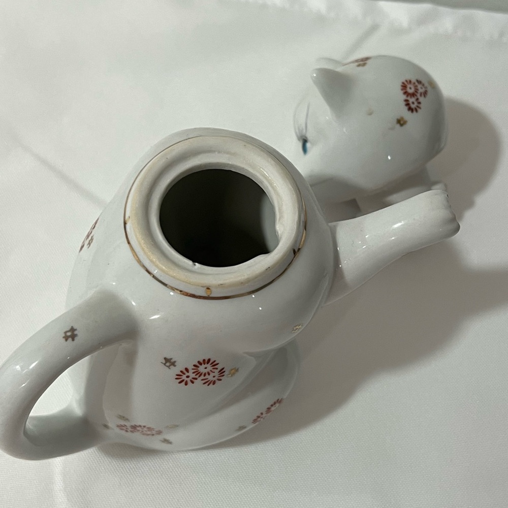 Ceramic Cat Teapot with Pink and Gold Accents - Picture 3 of 4